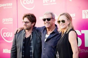 John Polson, Mel Gibson and Rebecca Gibney pose on  the red carpet at Tropfest at Centennial Park in Sydney. 