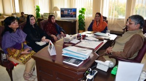 Federal Minister for Kashmir Affairs and Gilgit-Baltistan, Ch Muhammad Barjees Tahir in a meeting with representative delegation of PML (N) AJK women wing in Islamabad.