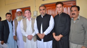 Speaker KPK Assembly, Asad Qaiser in a group photo with Jan Muhammad Khan of Mohallah Nasaypa, Swabi on the occasion of his joining to PTI along with his family and friends.