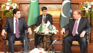Prime Minister Muhammad Nawaz Sharif and President of Turkmenistan Mr. Gurbanguly Berduhamedov sharing views during a briefing on Connectivity with CARs at Government House Murree on March 17, 2016.