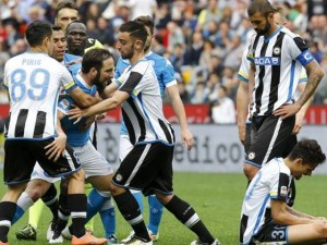 1079654-higuainredcard-1459937963-827-640x480