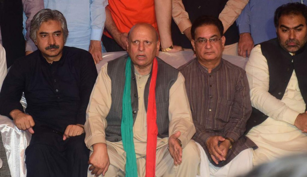 Former Governor Punjab, Ch. Muhammad Sarwar addressing media on the occasion of party workers  convention in Lahore on Sunday. - NNI