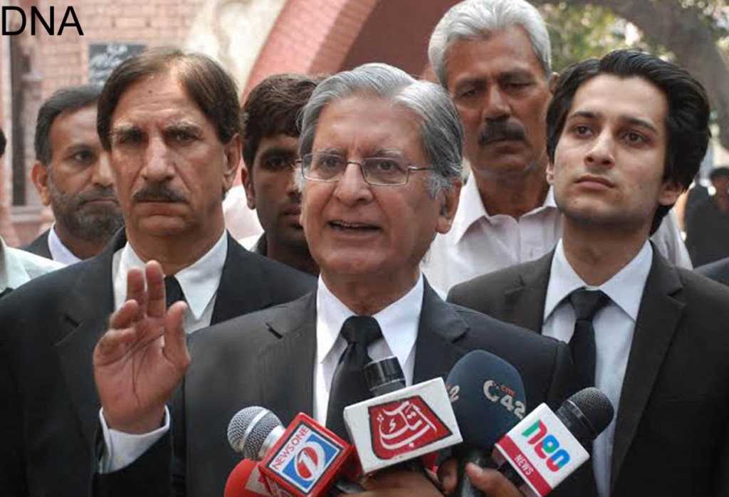 PPP Senator Chaudhry Aitzaz Ahsan talking to media in Lahore on Friday. - DNA