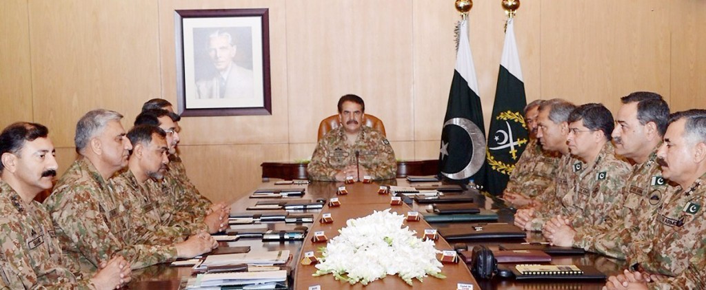 COAS Gen Raheel Sharif chairing Corps Commanders meeting in Rawalpindi on Monday. - DNA