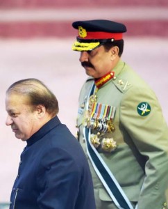 Pakistani Prime Minister Nawaz Sharif (L) walks past army chief Raheel Sharif as he leaves after attending a ceremony to mark the country's Independence Day in Islamabad on August 14, 2015. Pakistan on August 14 celebrated its 68th anniversary of the country's independence from British rule. AFP PHOTO / AAMIR QURESHI        (Photo credit should read AAMIR QURESHI/AFP/Getty Images)