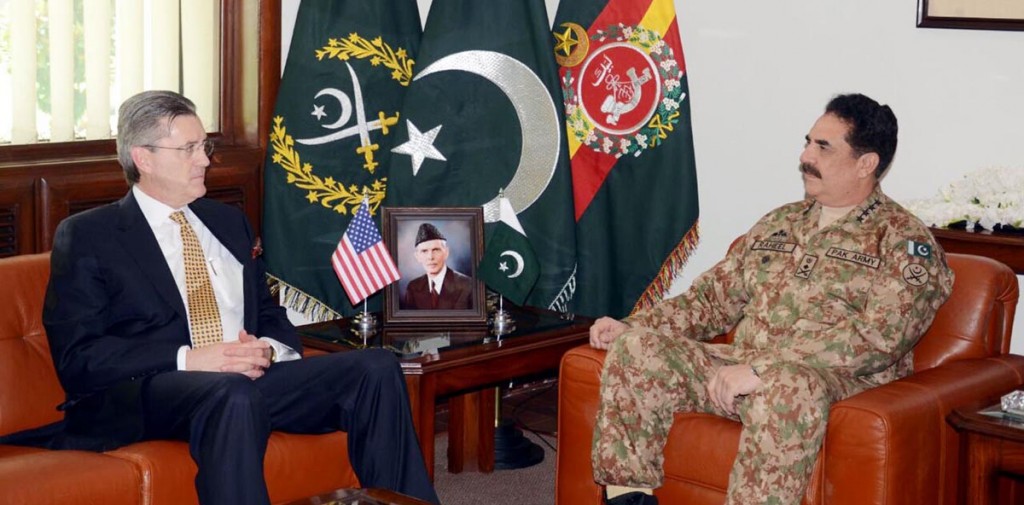 COAS Gen Raheel Sharif meeting with U.S Special Envoy Richard Olson in Rawalpindi. - SABAH