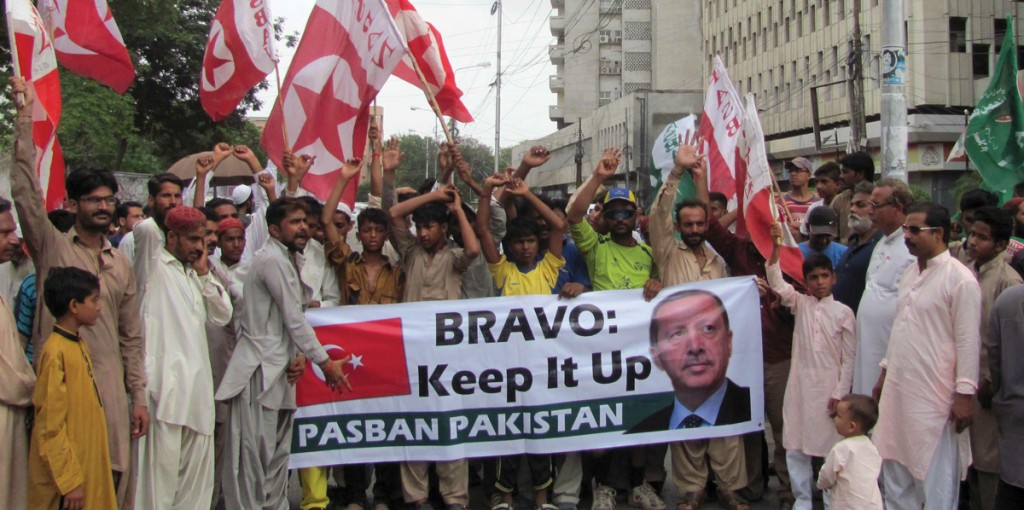 Workers of Pasban Pakistan staging demonstration to show solidarity with the Turkish President Tayyip Erdogan outside of Karachi Press Club on Sunday.