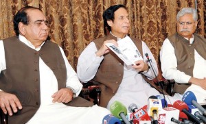 PML-Q senior central leader, Chaudhry Pervez Elahi addressing a press conference in Lahore.