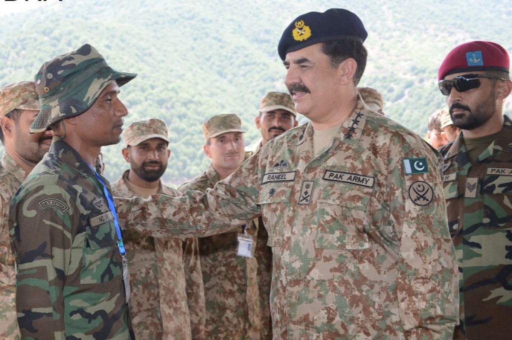 COAS Gen Raheel Sharif interacts with troops deployed for operations along the Pak-Afghan border  in Khyber Agency on Friday. - DNA