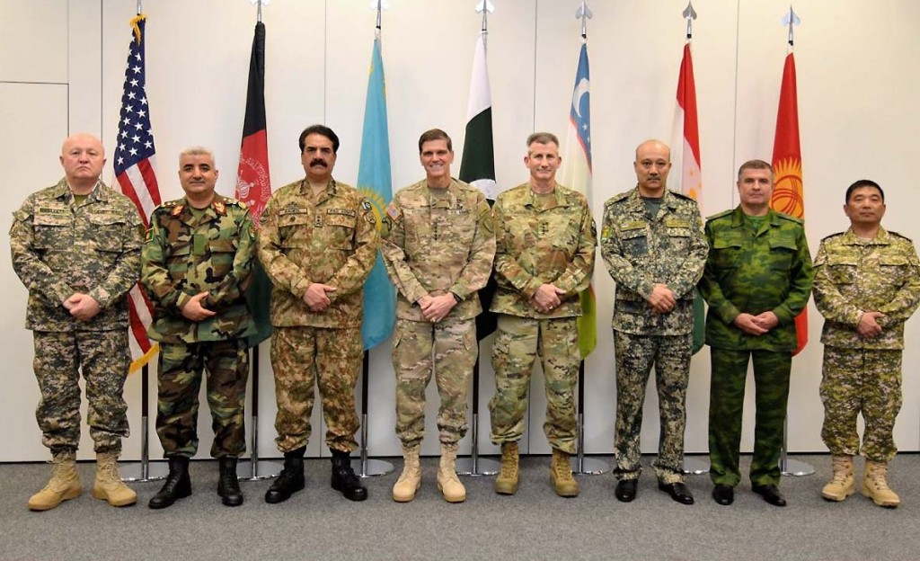 COAS Gen Raheel Sharif, Commander US CENTCOM, Chiefs of Armies of Afghanistan, Kazakhstan, Kyrgyz Republic, Tajikistan, Turkmenistan and Uzbekistan at a conference held at Stutgart, Germany. - NNI