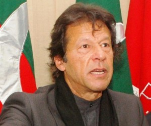 Imran chairs key PTI meeting, decides to give govt ‘tough time’