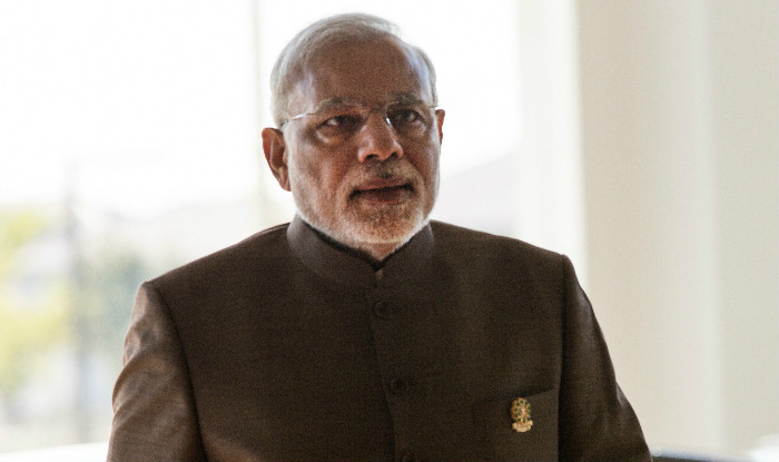 Narendra Modi greets PM Nawaz on birthday