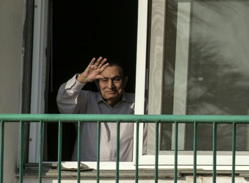 Ousted Egyptian President  Mubarak freed from detention