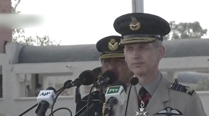 British Air Chief lauds  role of PAF in fighting  terrorism in the country