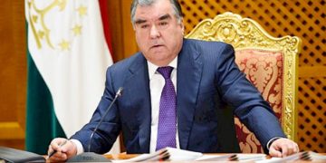 President Rahmon holds last government session of the year