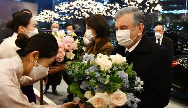 President of Uzbekistan arrives in Seoul