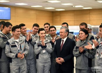President Shavkat Mirziyoyev visits Uzbekistan GTL- giant plant