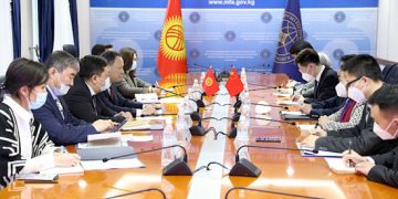 Kyrgyz FM meets with Special Rep of Chinese govt for Eurasian Affairs