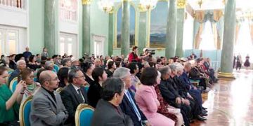 Memory of great writer Chingiz Aitmatov honored in Bishkek