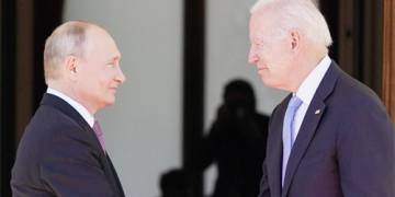 U.S. and Russia: Progress in talks or preparations for war?