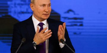 Putin highlights  strong China-Russia cooperation at annual news conference