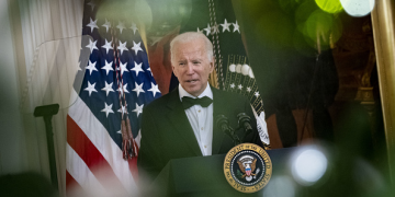 Biden’s needs to focus on reforming U.S. political system