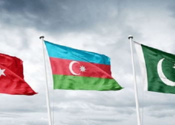 Russia warns of  high risk of military  confrontation with NATO