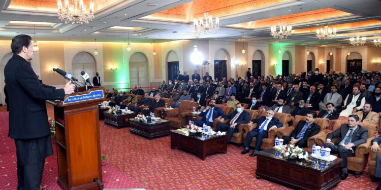 US reports 1.35m COVID-19 cases in a day, shattering global record