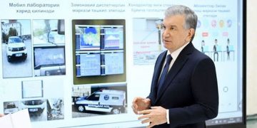 Uzbek President gets acquainted with construction projects
