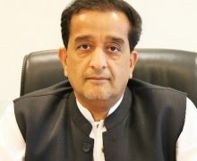 SAPM Malik Amin Aslam emphasises on fast induction of EVs in the country