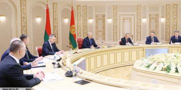 Lukashenko highlights symbolic timing of St. Petersburg delegation’s visit to Belarus