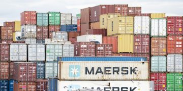 U.S. should stop scapegoating China for ballooning trade deficit