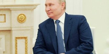 US challenges Russia to step back from Ukraine attack