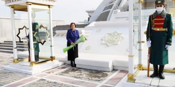 Turkmen President Receives New UNDP Representative in Turkmenistan