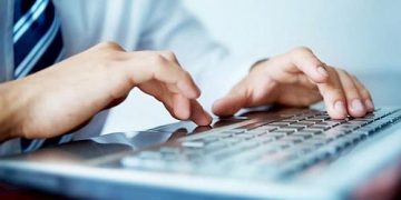 Uzbek citizens to be able to receive and restore documents online abroad