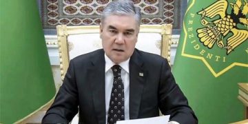 Berdimuhamedov held meeting on expanding Turkmen gas export routes