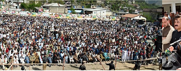 Ukraine insists on territorial integrity as talks loom