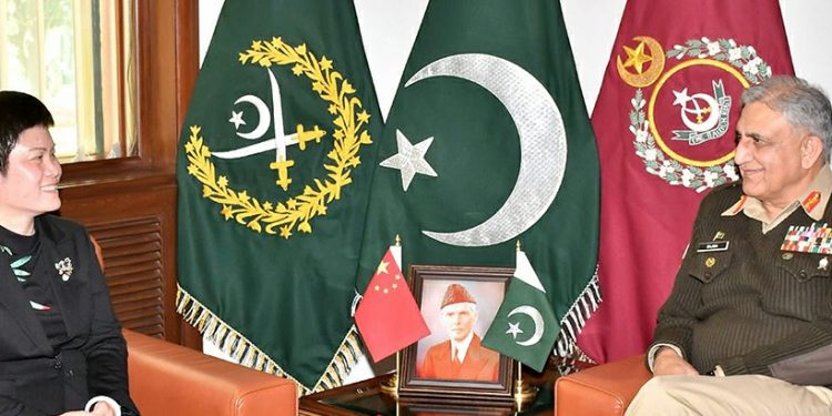 Mahmood Khan formally hands over keys of new Hiace vehicles to the Principals of 45 colleges including 24 boys colleges