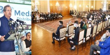 Thailand faces early election as coalition cracks widen