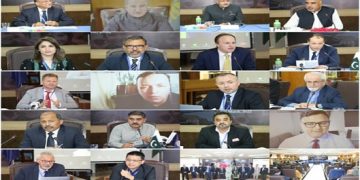 Ukraine insists on territorial integrity as talks loom