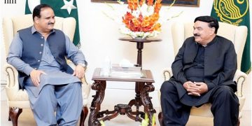 Ukraine  President to  press Biden, NATO for more support