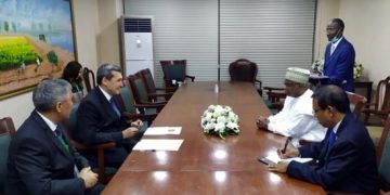 Top Turkmen Diplomat meets OIC Secretary General