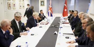 Egyptian President, UK PM hold talks
