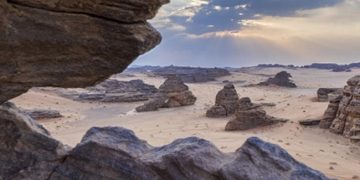 UK to end all COVID-19 travel rules ahead of Easter break