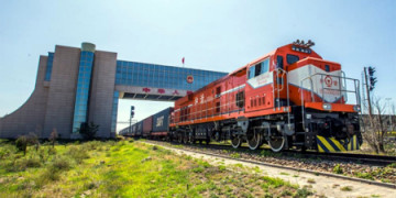Rail connects Chinese goods with the world
