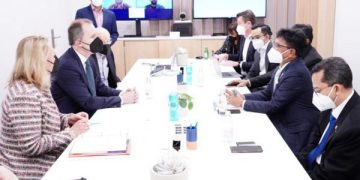 Mahmood Khan approves projects for the construction of power supply in newly merged Khyber district for uninterrupted power supply