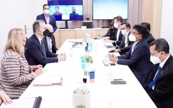 Mahmood Khan approves projects for the construction of power supply in newly merged Khyber district for uninterrupted power supply