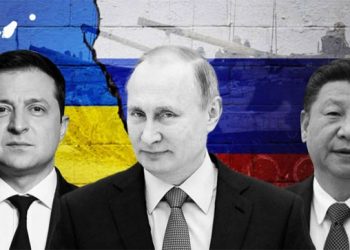 Mahmood Khan formally hands over keys of new Hiace vehicles to the Principals of 45 colleges including 24 boys colleges