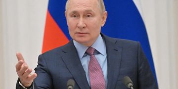 Putin proves there are no statesmen left, just thugs