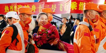 World experts congratulate China on success of Shenzhou XIII mission, expect further cooperation